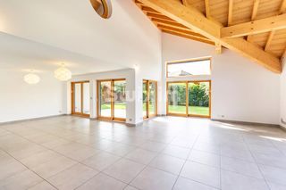  Maison � louer 5 pi�ces 178 m�