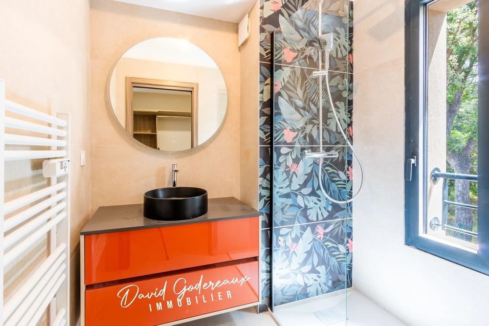 � vendre  Villa Saint-Rapha�l (83700)