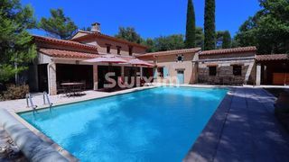  Maison � vendre 7 pi�ces 165 m�