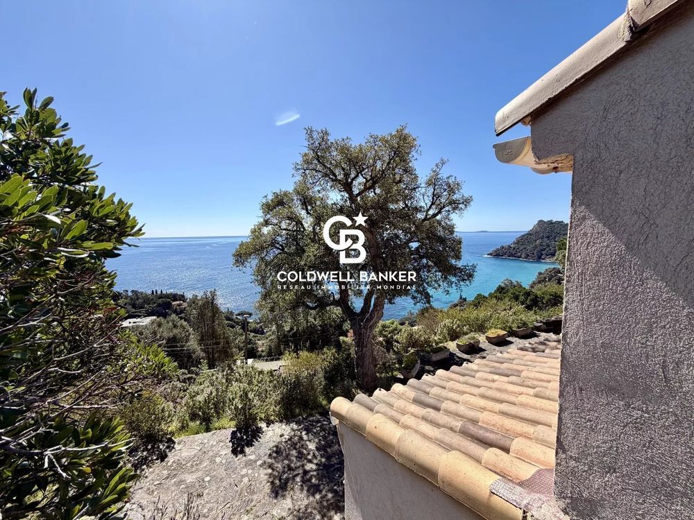 � vendre  Maison Rayol-Canadel-sur-Mer (83820)