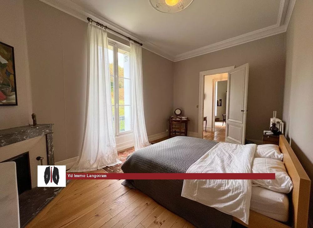 � vendre  Propri�t�/ch�teau Langoiran (33550)