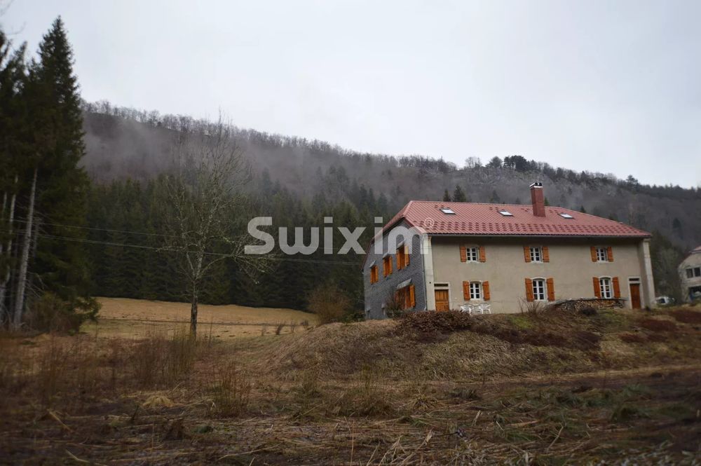 � vendre  Maison Les Rousses (39220)