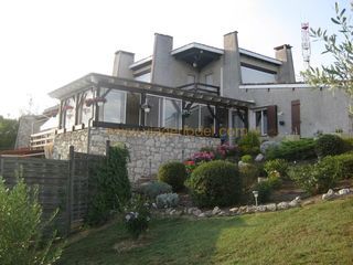  Maison � vendre 9 pi�ces 334 m�