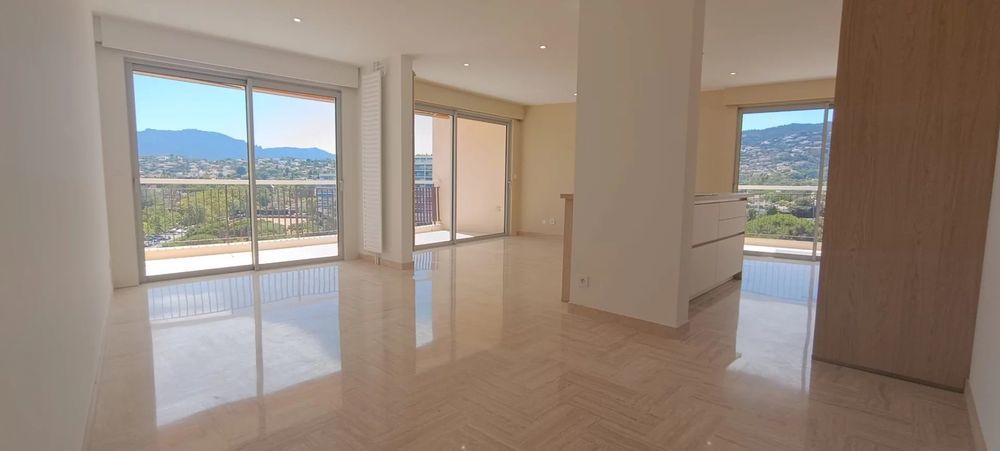 � vendre  Appartement Mandelieu-la-Napoule (06210)