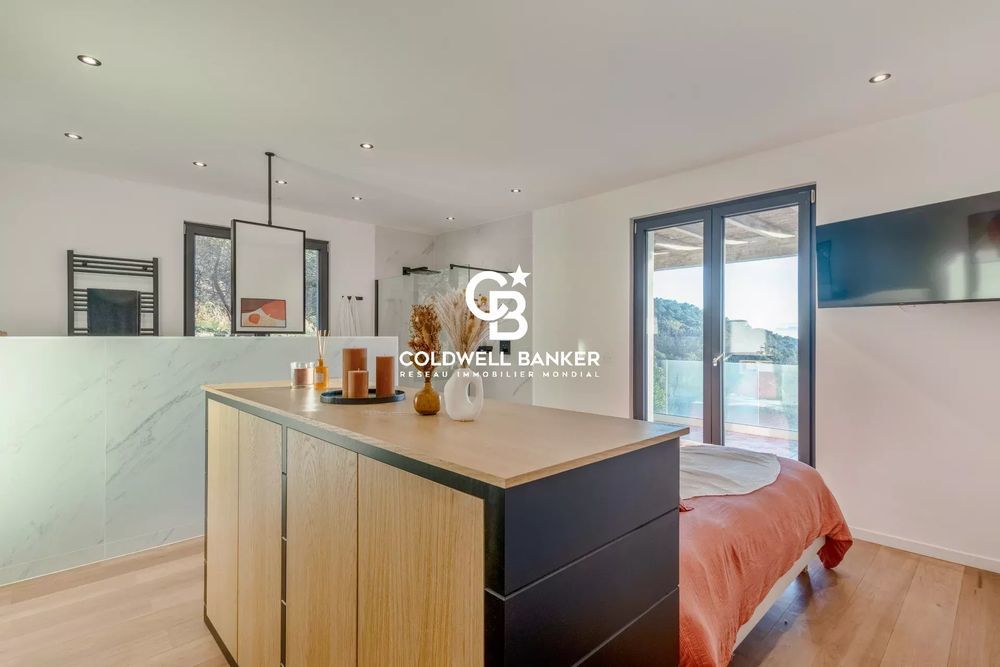 � vendre  Maison La Croix-Valmer (83420)