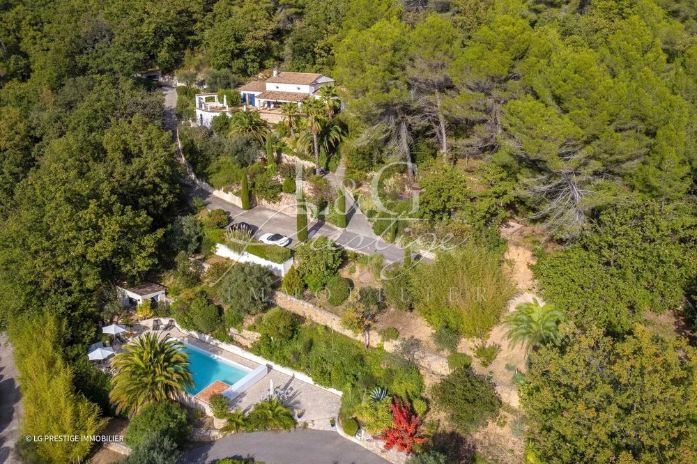 � vendre  Maison Montauroux (83440)