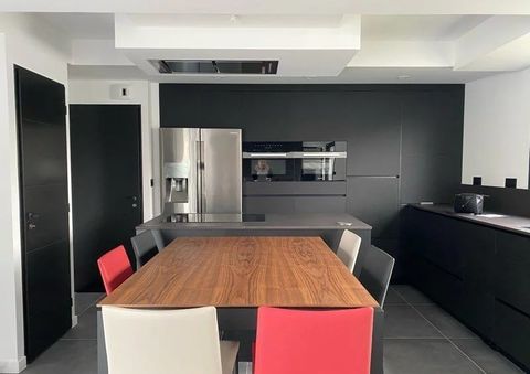   MAISON FAMILIALE AVEC TERRASSE ET SUITE PARENTALE Maison - 4 pi�ce(s) - 114 m�