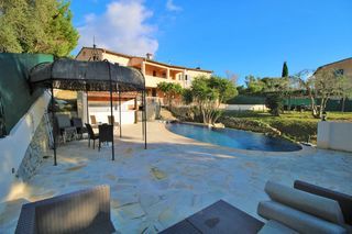  Maison � vendre 8 pi�ces 223 m�