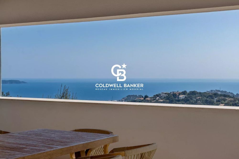 � vendre  Villa Cavalaire-sur-Mer (83240)