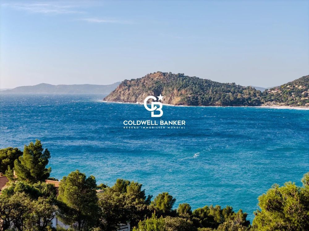 � vendre  Maison Rayol-Canadel-sur-Mer (83820)