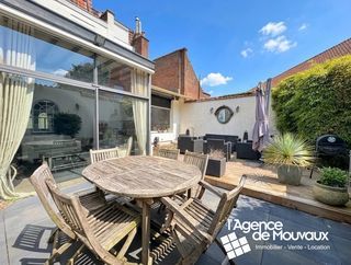  Maison � vendre 6 pi�ces 244 m�