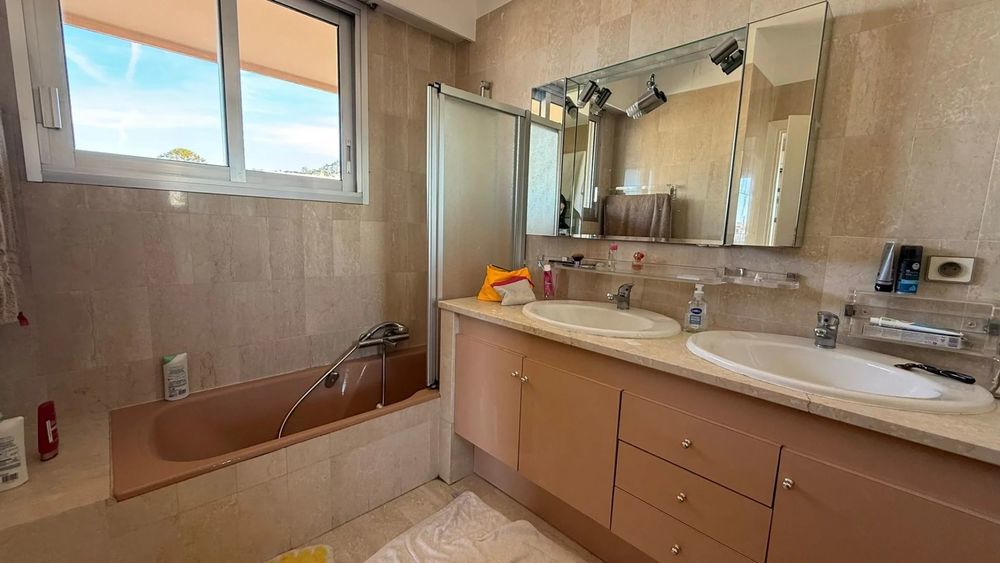 � vendre  Appartement Cannes (06400)