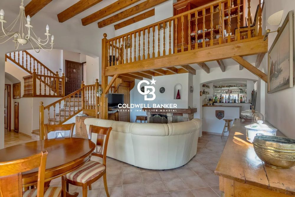 � vendre  Maison Cavalaire-sur-Mer (83240)