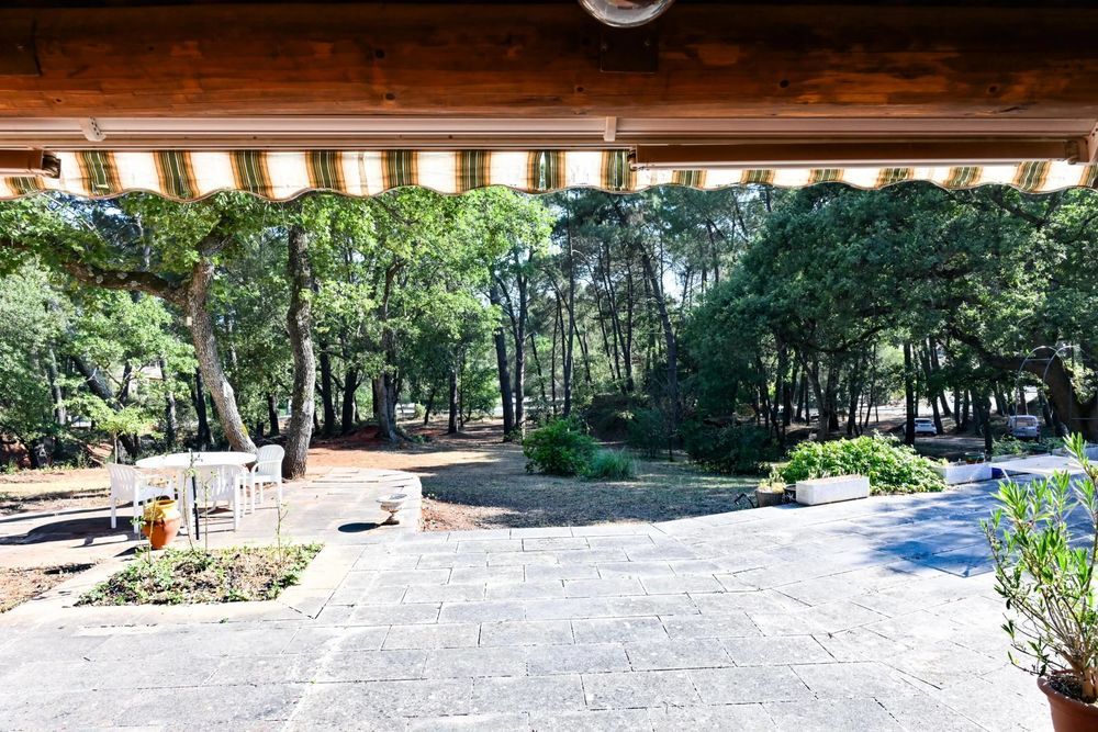 � vendre  Maison Roussillon (84220)