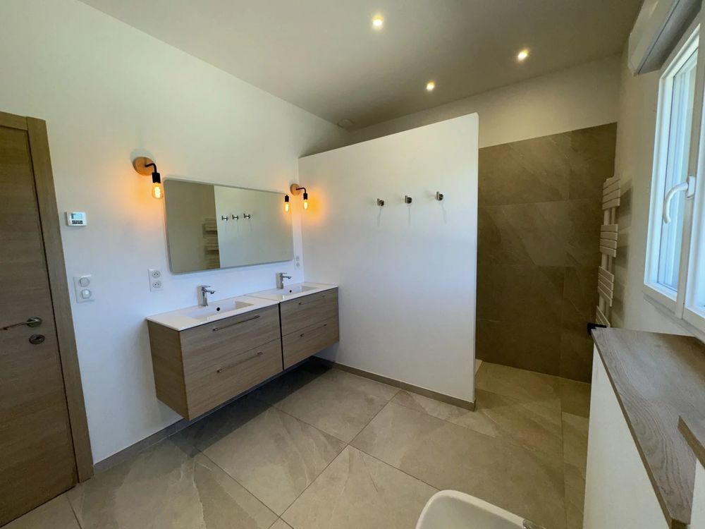 � vendre  Villa Arles (13200)