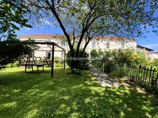  Maison � vendre 8 pi�ces 220 m�