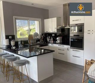  Maison � vendre 4 pi�ces 131 m�