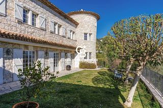  Villa � vendre 10 pi�ces 3950 m�