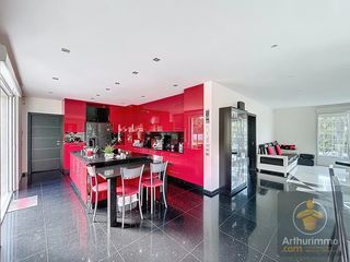  Villa � vendre 7 pi�ces 147 m�