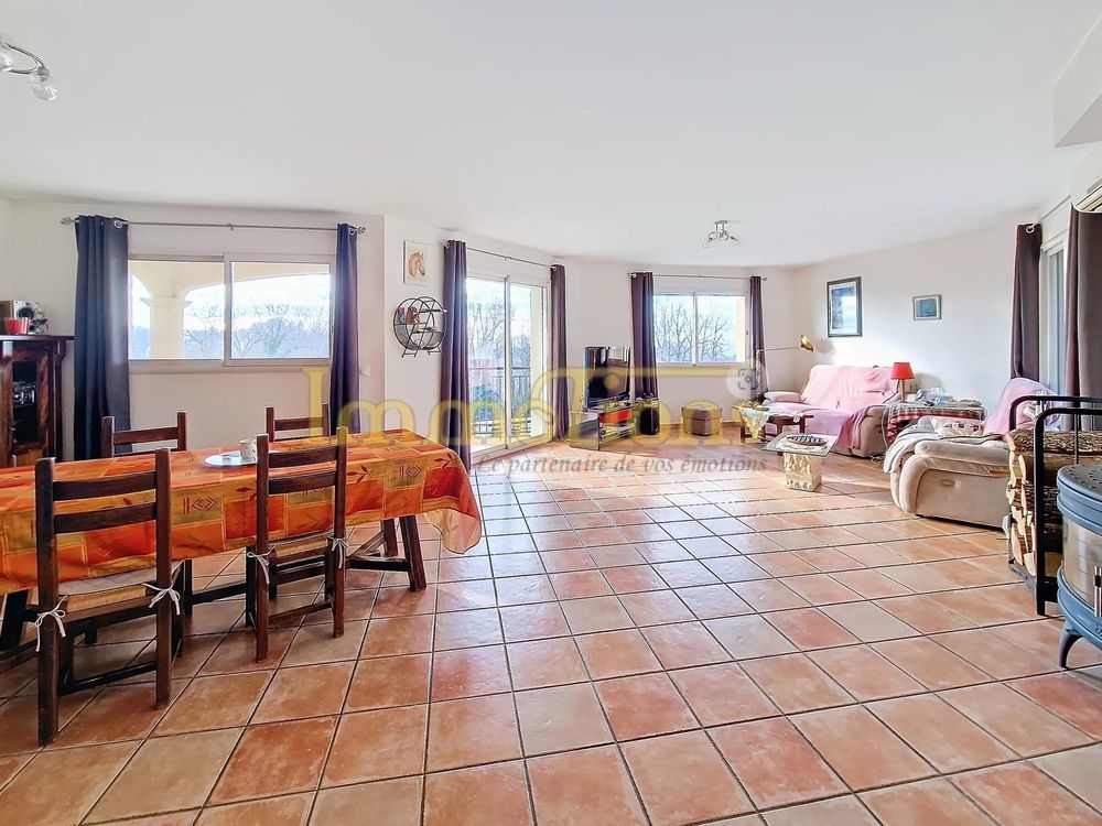 � vendre  Maison Montmiral (26750)