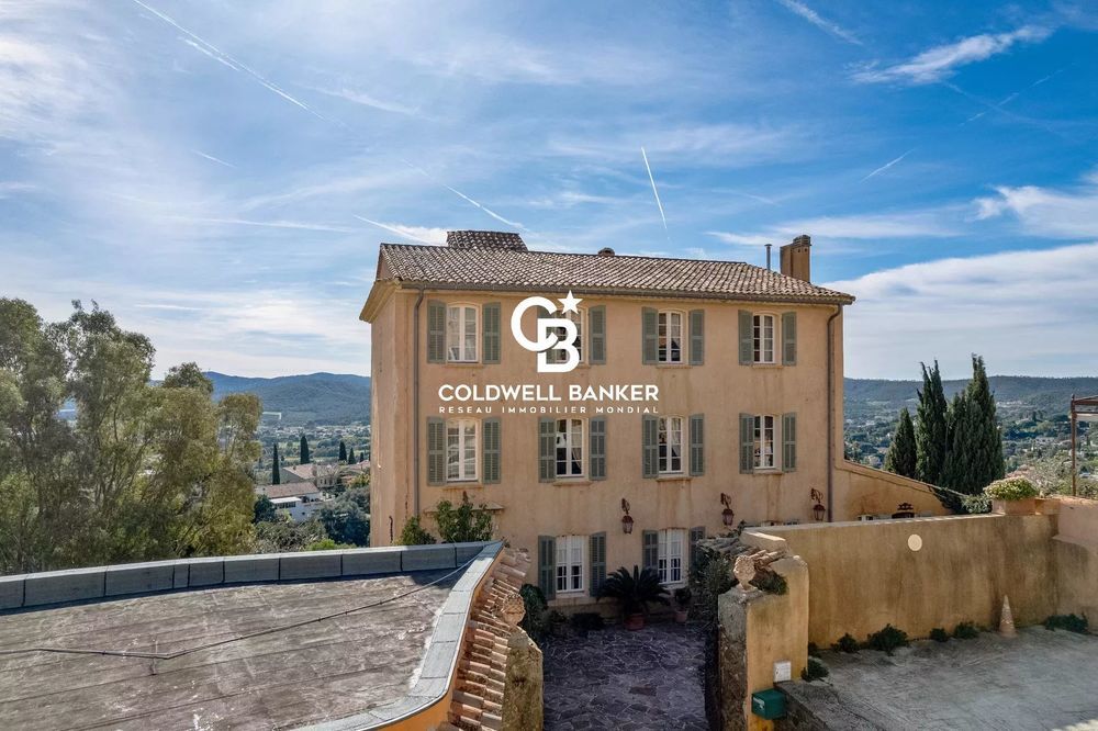 � vendre  Villa Bormes-les-Mimosas (83230)