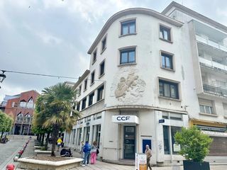  Immeuble � vendre 15 + pi�ces 550 m�