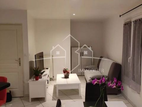   T4 meubl� LA COTE ST ANDRE Appartement - 4 pi�ce(s) - 76 m�