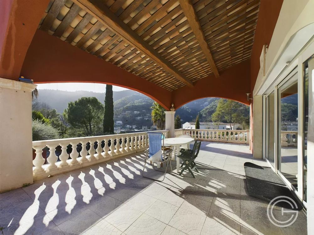 � vendre  Maison Contes (06390)