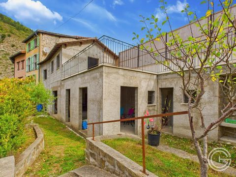   Maison de village � terminer - Terrains - Gorblaou-St-Colomban - Maison - 4 pi�ce(s) - 137 m�