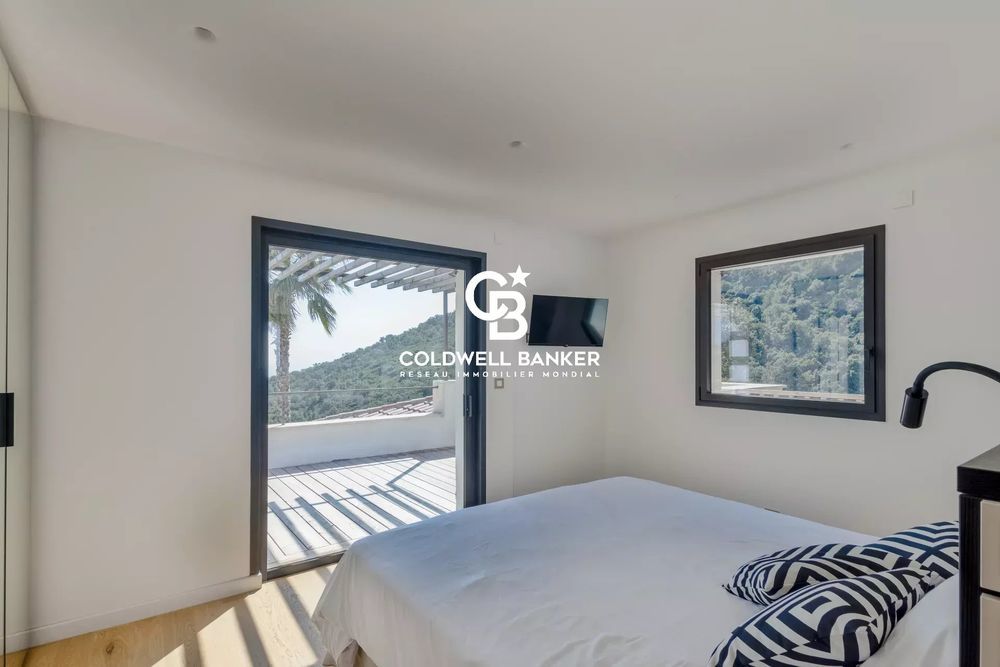 � vendre  Villa Cavalaire-sur-Mer (83240)