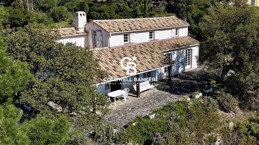 � vendre  Maison Rayol-Canadel-sur-Mer (83820)