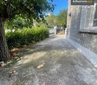  Maison � vendre 8 pi�ces 229 m�