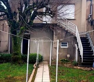  Immeuble � vendre 9 pi�ces 250 m�