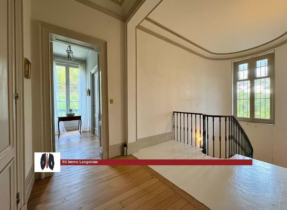 � vendre  Propri�t�/ch�teau Langoiran (33550)