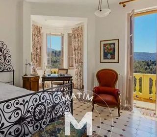  Propri�t�/ch�teau � vendre 8 pi�ces 400 m�