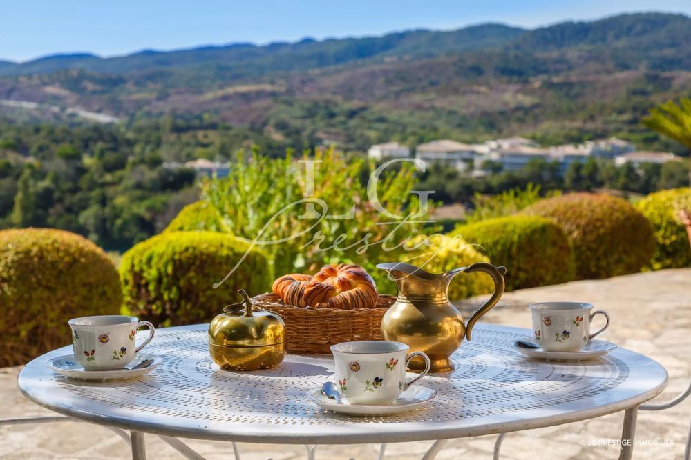 � vendre  Maison Mandelieu-la-Napoule (06210)