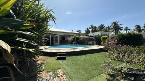   Votre villa T5 avec piscine dans un quartier calme et proche de Maison - 5 pi�ce(s) - 138 m�