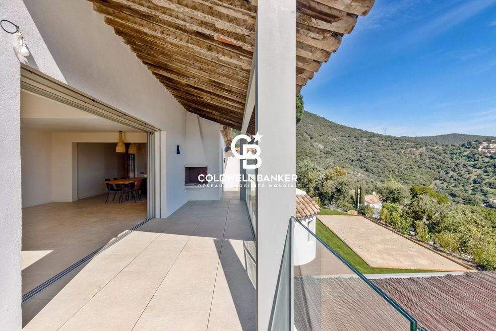 � vendre  Villa Cavalaire-sur-Mer (83240)