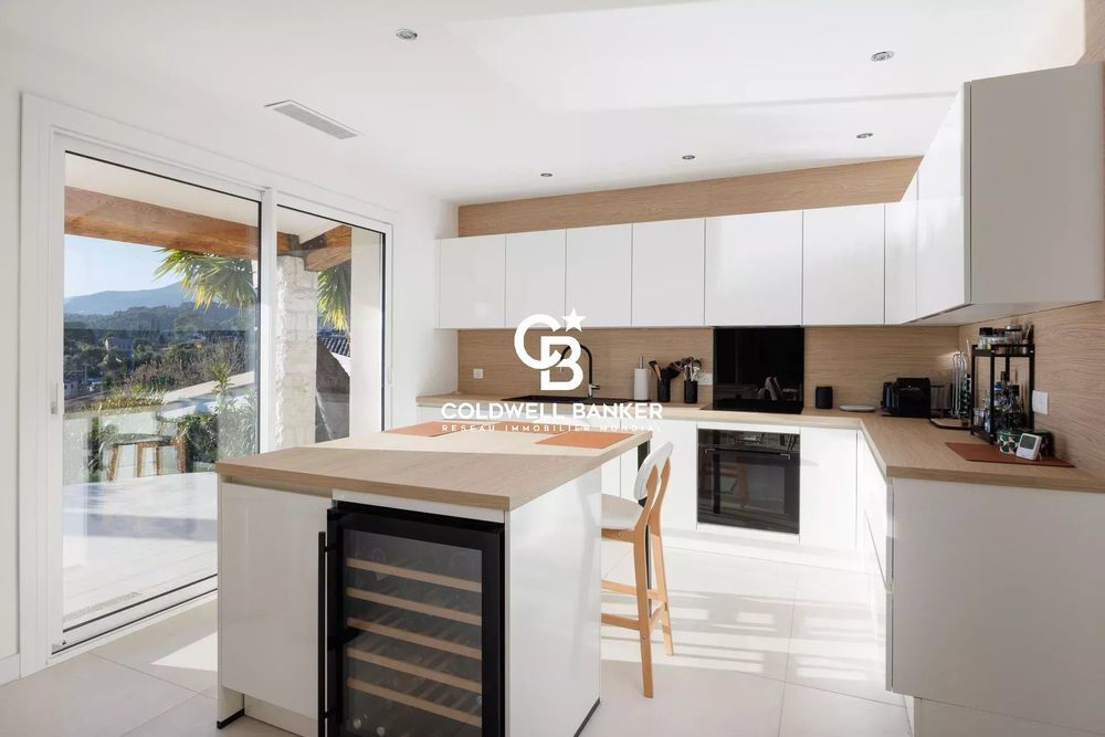 � vendre  Maison Vence (06140)