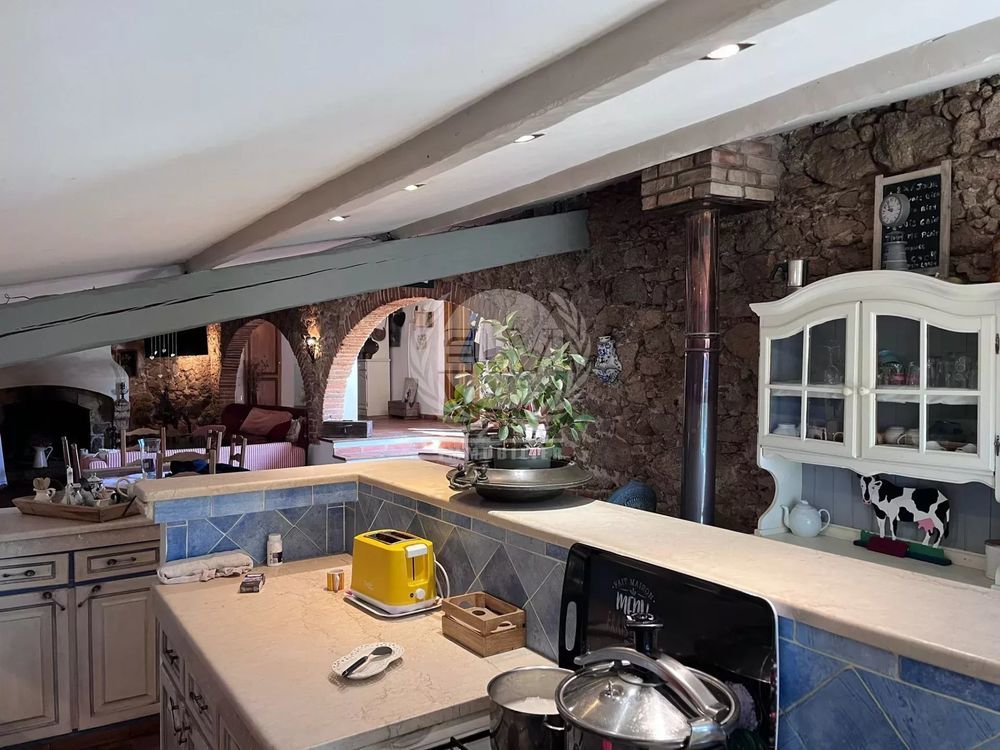 � vendre  Maison Le Plan-de-la-Tour (83120)