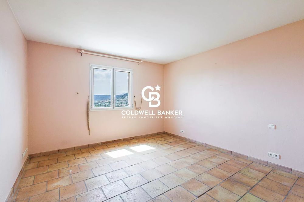 � vendre  Maison Saint-Paul (06570)