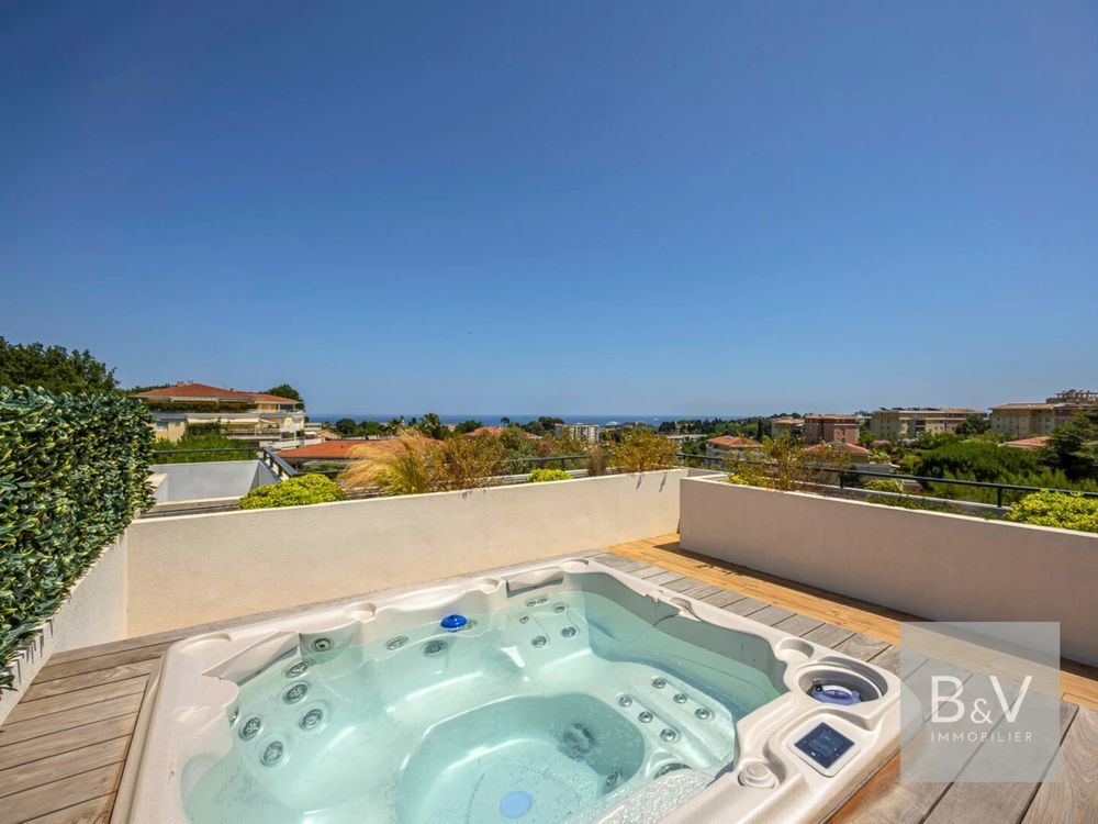 � vendre  Appartement Antibes (06600)