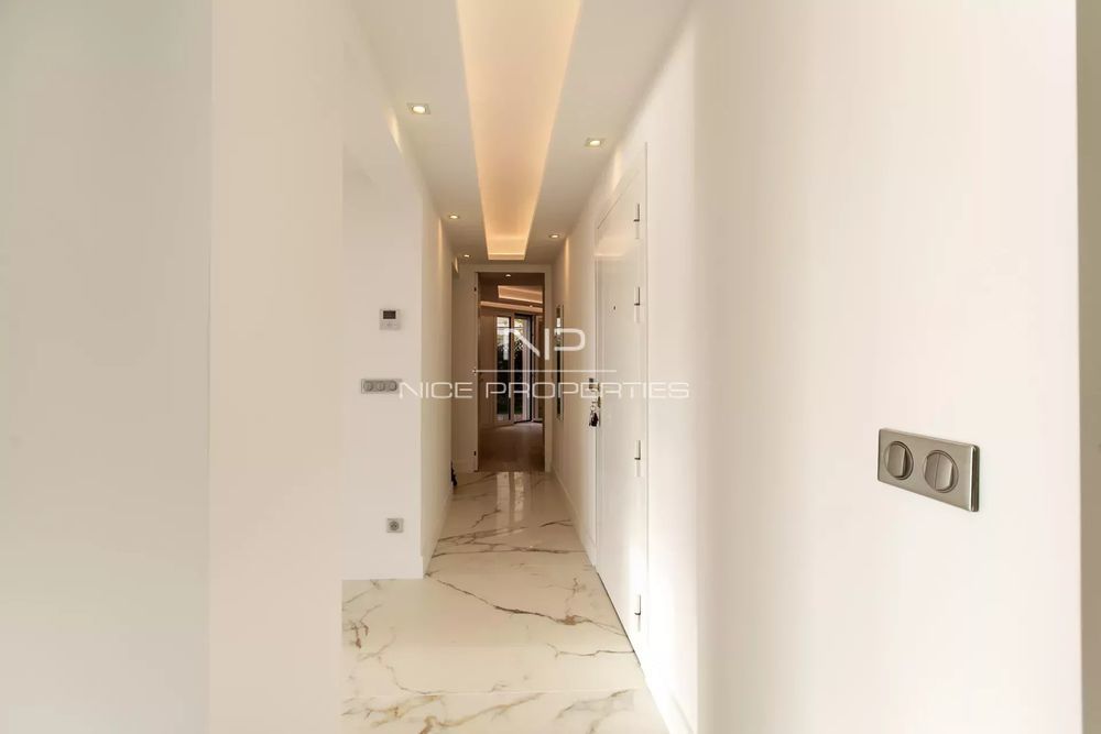 � vendre  Appartement Roquebrune-Cap-Martin (06190)