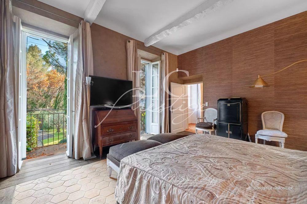 � vendre  Villa Grasse (06130)