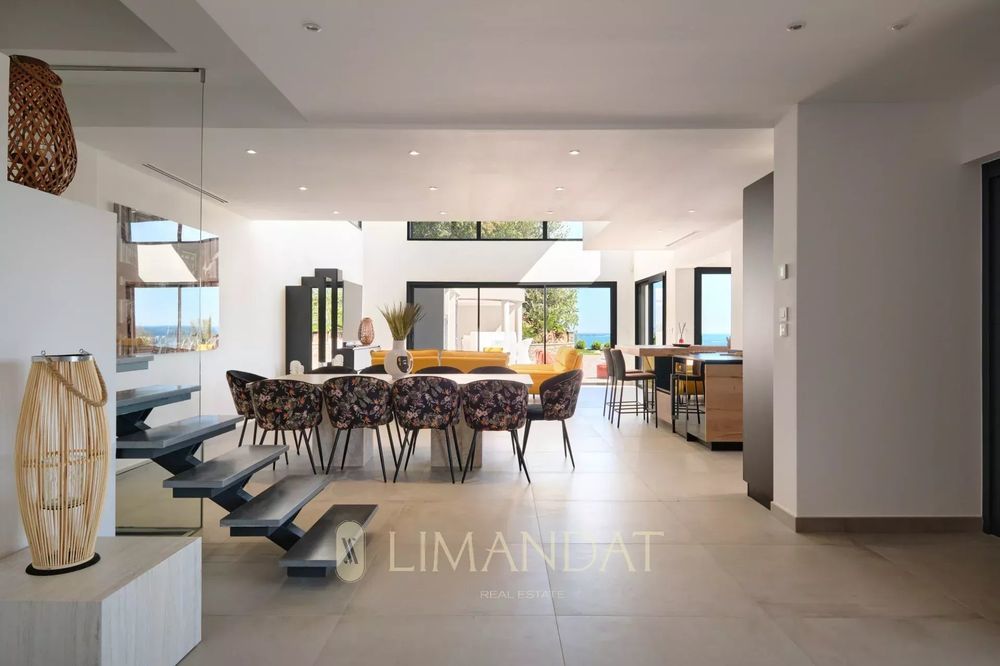 � vendre  Villa Mandelieu-la-Napoule (06210)