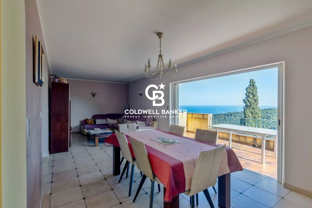 � vendre  Maison Cavalaire-sur-Mer (83240)