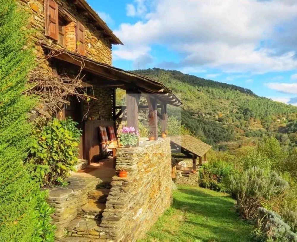 � vendre  Maison Saint-Germain-de-Calberte (48370)