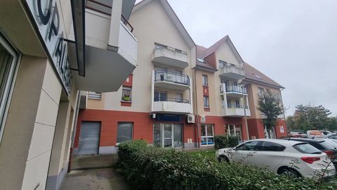 Local commercial 212000 62600 Berck