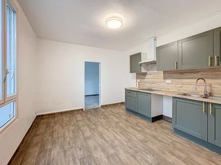  Villa � vendre 8 pi�ces 131 m�