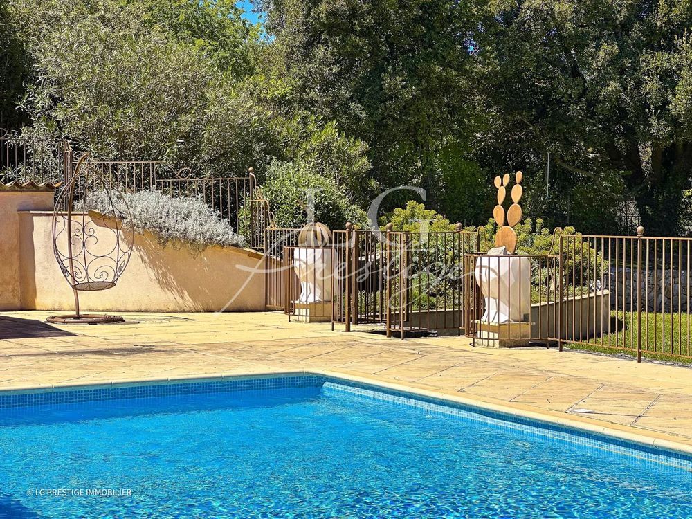 � vendre  Maison Montauroux (83440)